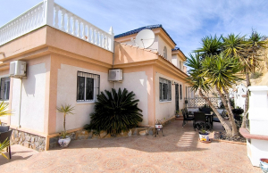 200-4658, Two Bedroom Quad Style Villa In La Marquesa, Ciudad Quesada.