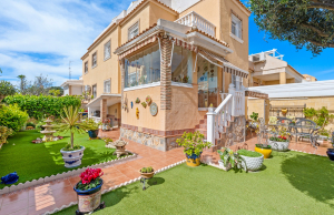 200-4682, Three Bedroom, Quad Style Villa In Lo Marabu, Ciudad Quesada.
