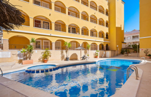 200-4800, Two Bedroom, 2nd Floor Apartment In Algorfa.