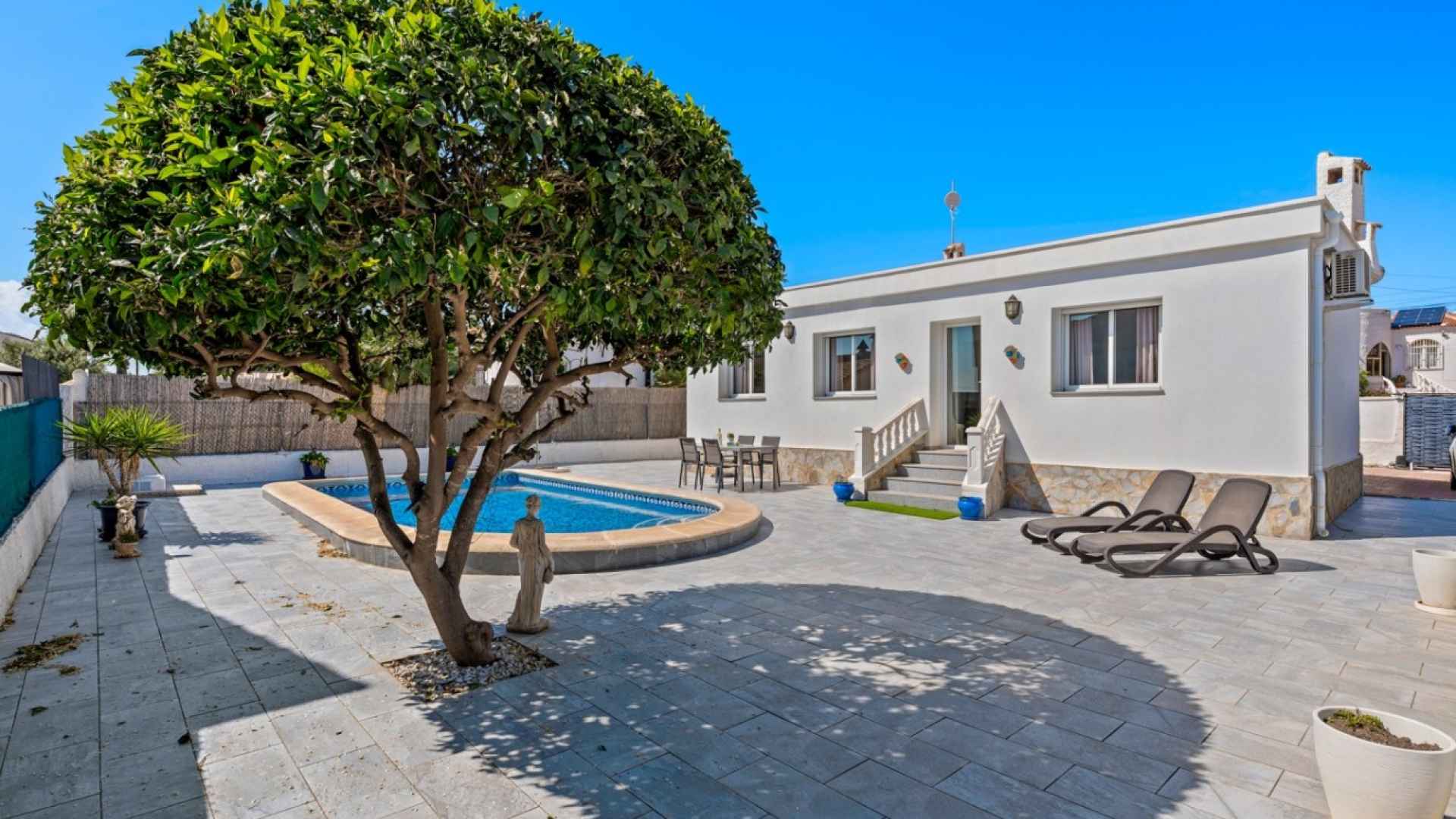 sale-villa-ciudad-quesada-rojales_425009_lg