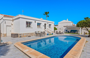 200-4692, Two Bedroom Detached Villa In Ciudad Quesada.