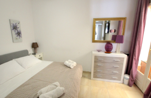 49412_delightful_two_bedroom_bungalow_boasting_salt_lake_and_sea_views_090326133530_img_3399
