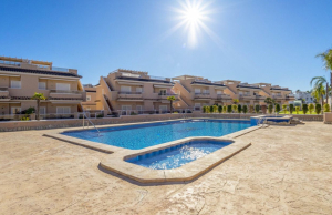 200-4725, Three Bedroom Townhouse In Punta Prima.