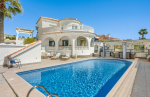 200-4737, Five Bedroom Detached Villa In Ciudad Quesada.