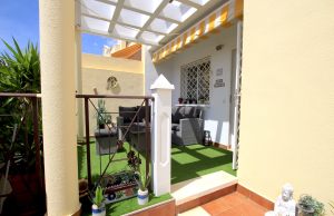 49508_stylish_3_bedroom_end_townhouse_in_a_sought_after_location_270426123921_img_5460