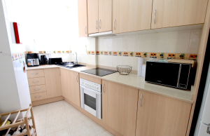 49508_stylish_3_bedroom_end_townhouse_in_a_sought_after_location_270426123921_img_5482