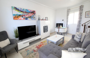 49508_stylish_3_bedroom_end_townhouse_in_a_sought_after_location_270426123922_img_5473