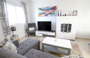 49508_stylish_3_bedroom_end_townhouse_in_a_sought_after_location_270426123922_img_5475