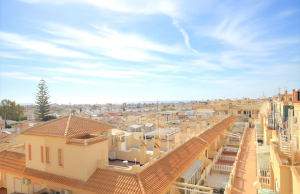 49500_sun_drenched_top_floor_la_florida_apartment_with_sea_views_220426153527_79bb6a42_5d92_4c16_9c3d_ee6093620203