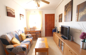 49500_sun_drenched_top_floor_la_florida_apartment_with_sea_views_220426153527_img_5408