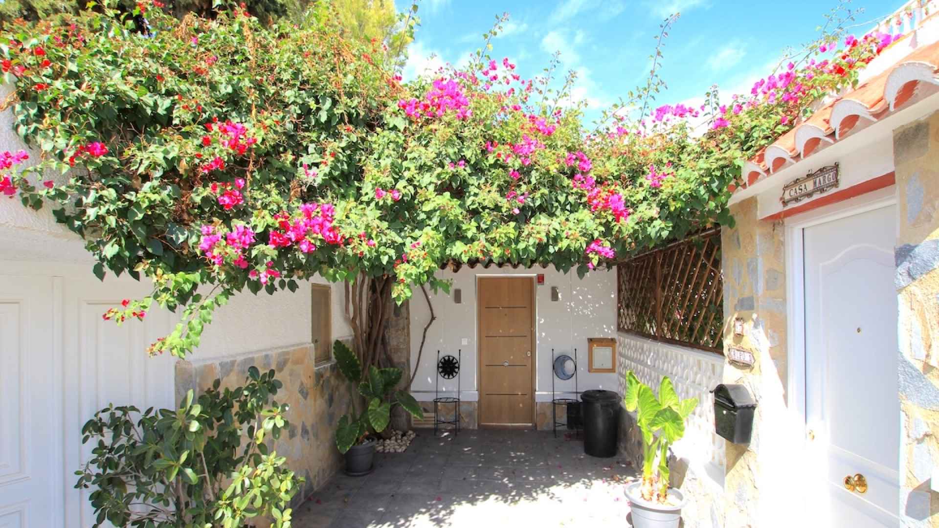 49498_charming_three_bedroom_beachside_villa_with_a_private_pool_220426134358_img_7602