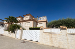 Ref:200-4812-Two Bedroom, Bluetop Style Quad Villa In La Marquesa, Ciudad Quesada.-Alicante-Spain-Quad-Resale