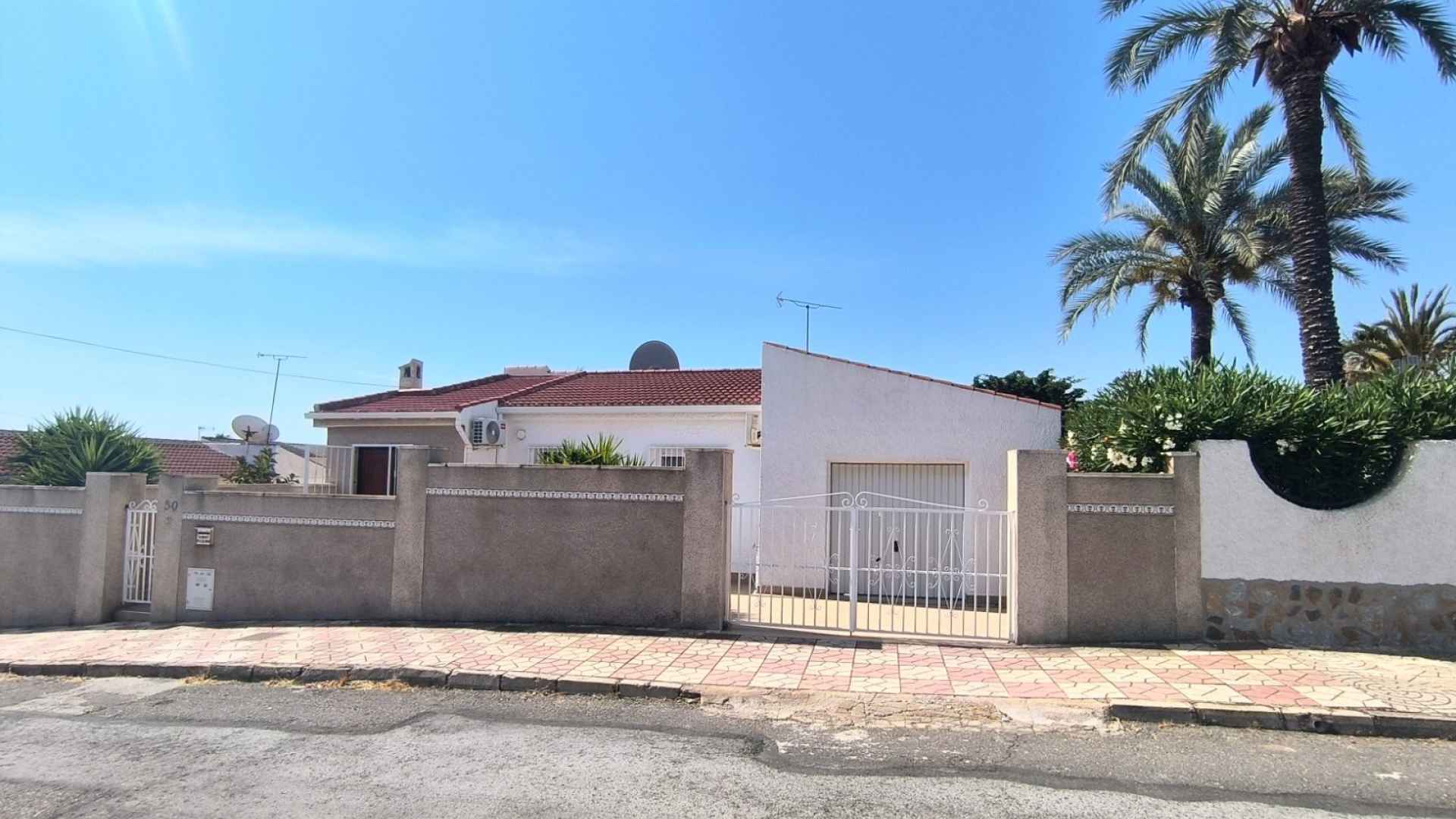 re-sale-detached-villa-rojales-ciudad-quesada_111151_xl