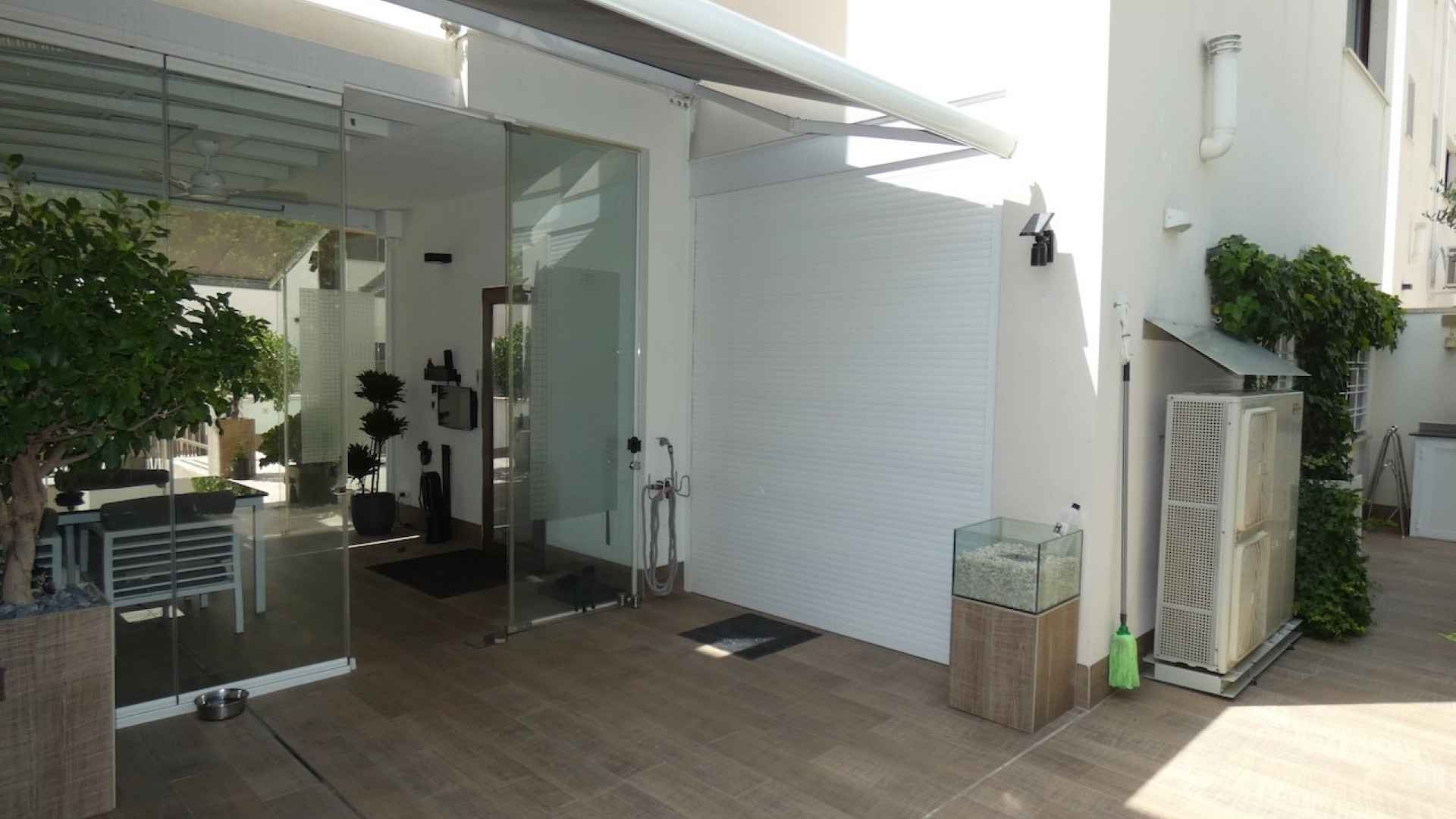 5890846_xl