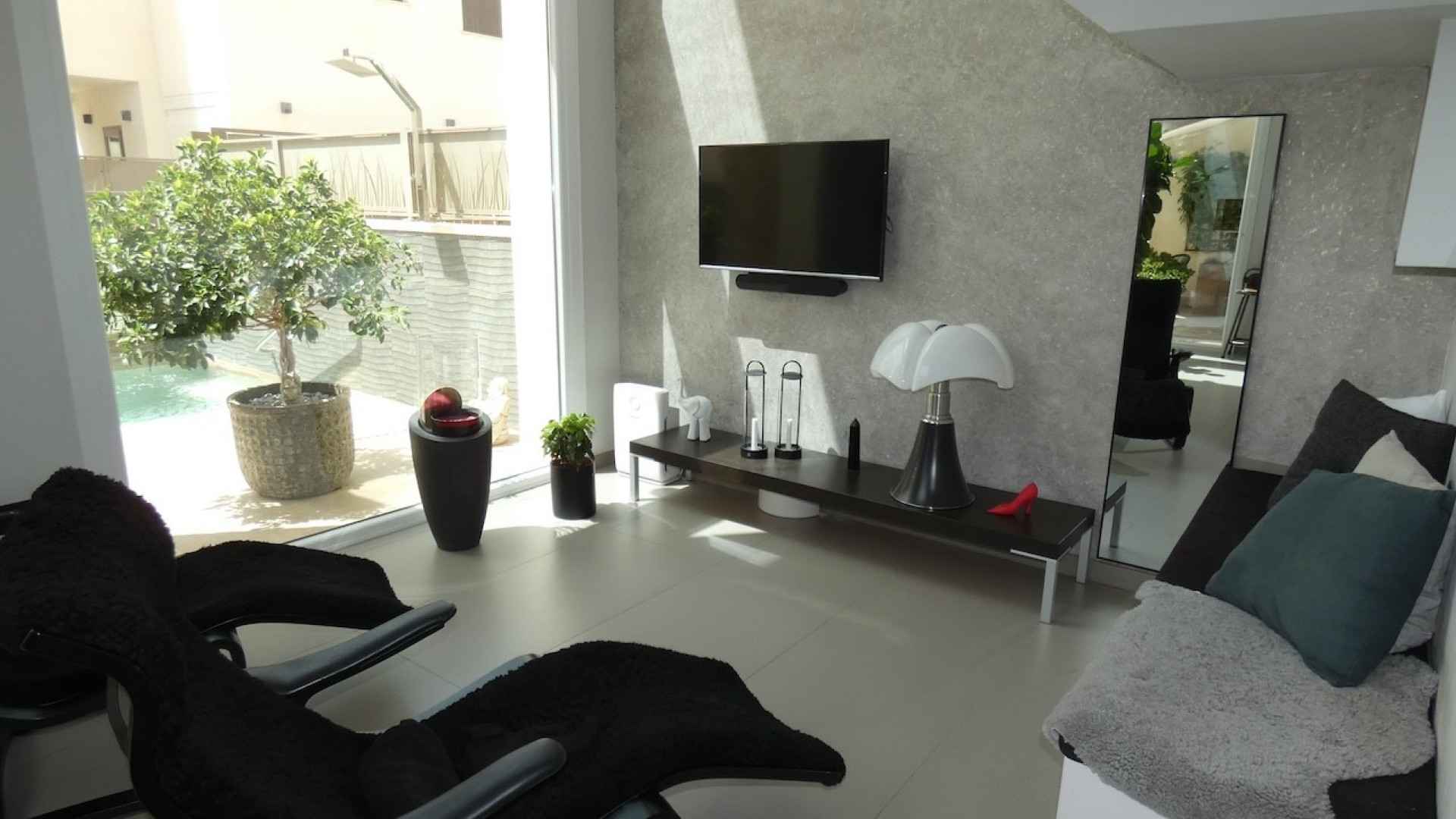 5890851_xl