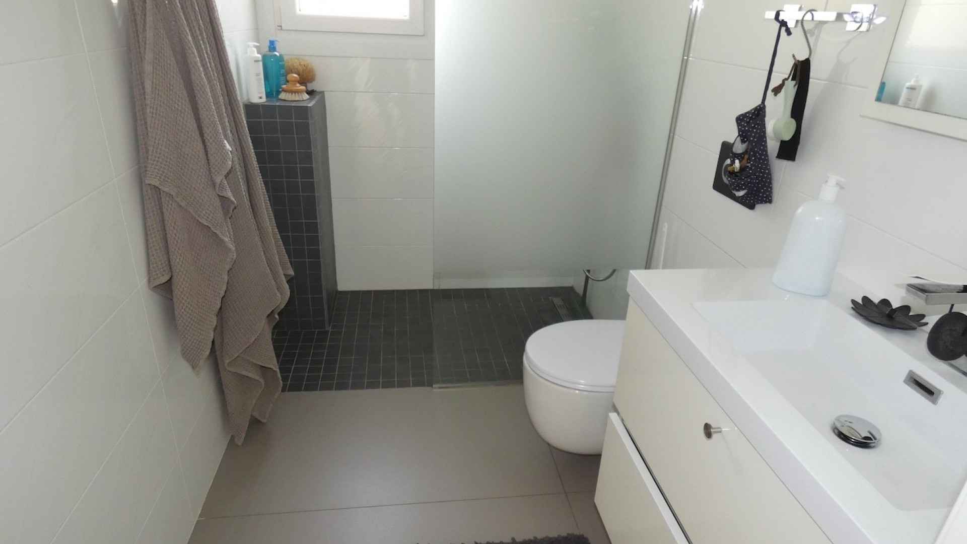 5890886_xl