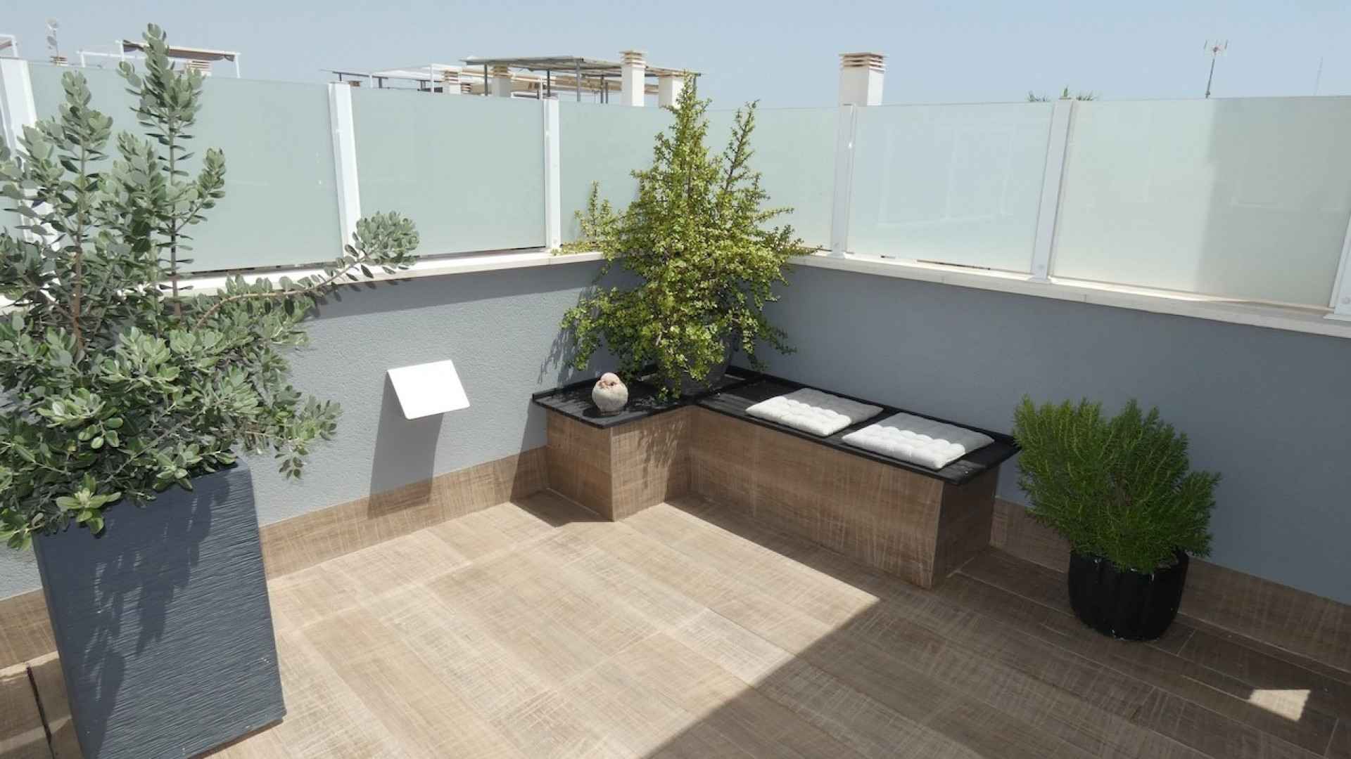 5890896_xl