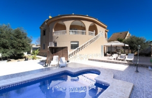 200-1828, Seven Bedroom Detached Villa In Ciudad Quesada.