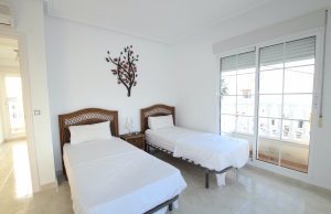 47910_fabulous_4_bedroom_villa_with_pool_central_quesada_131222115511_img_1955