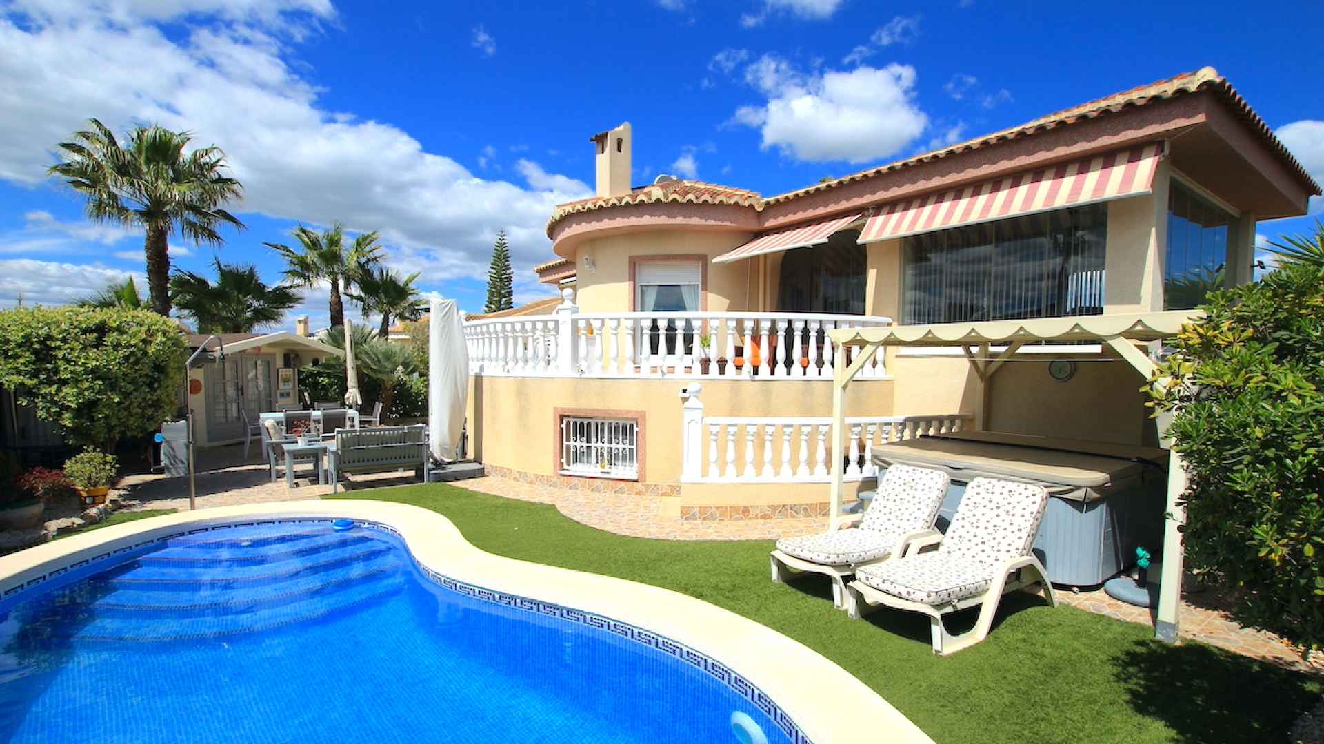 47547_amazing_south_west_facing_villa_with_private_pool___guest_accommodation_210422213049_img_2637