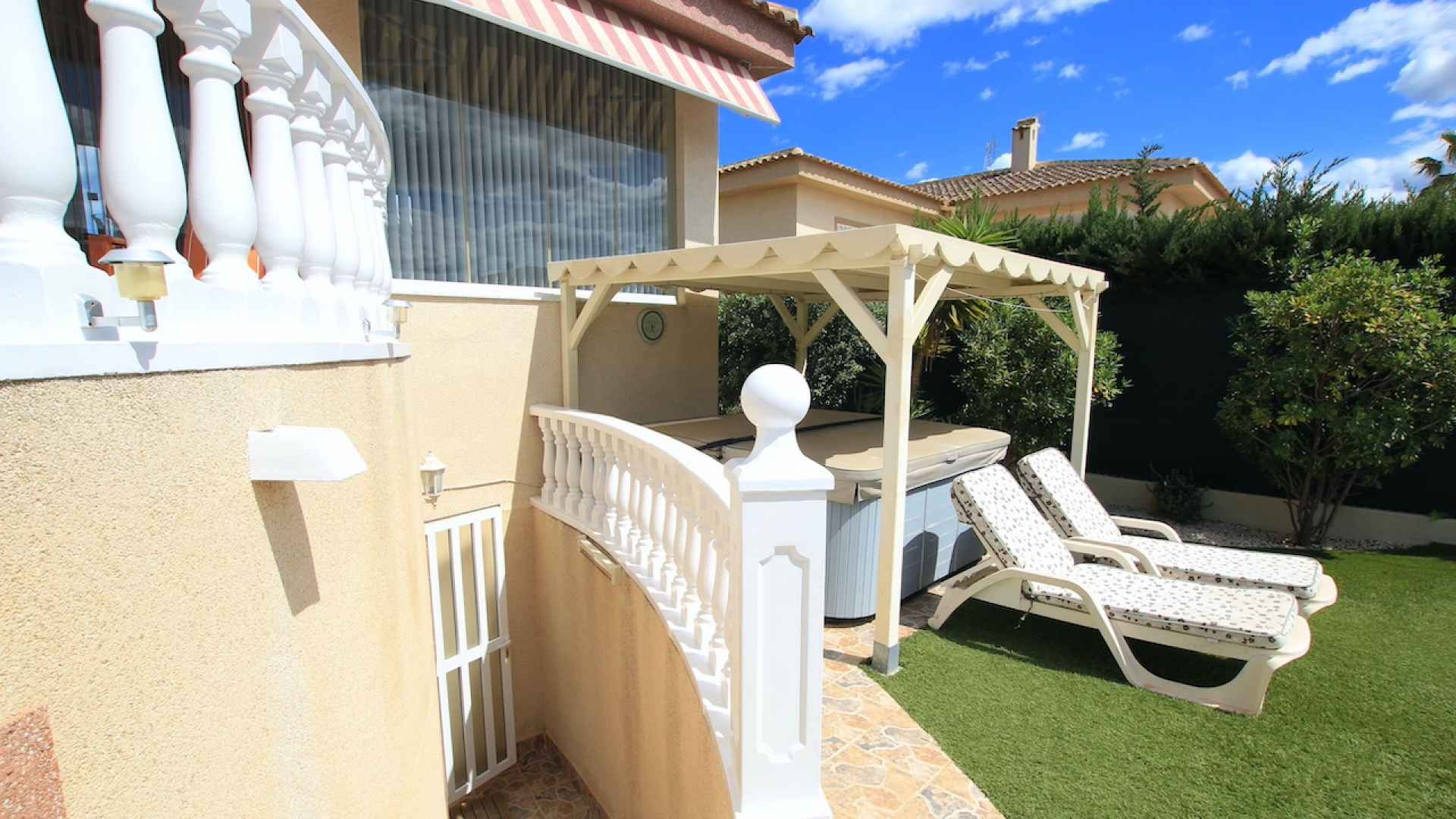 47547_amazing_south_west_facing_villa_with_private_pool___guest_accommodation_210422213143_img_2680