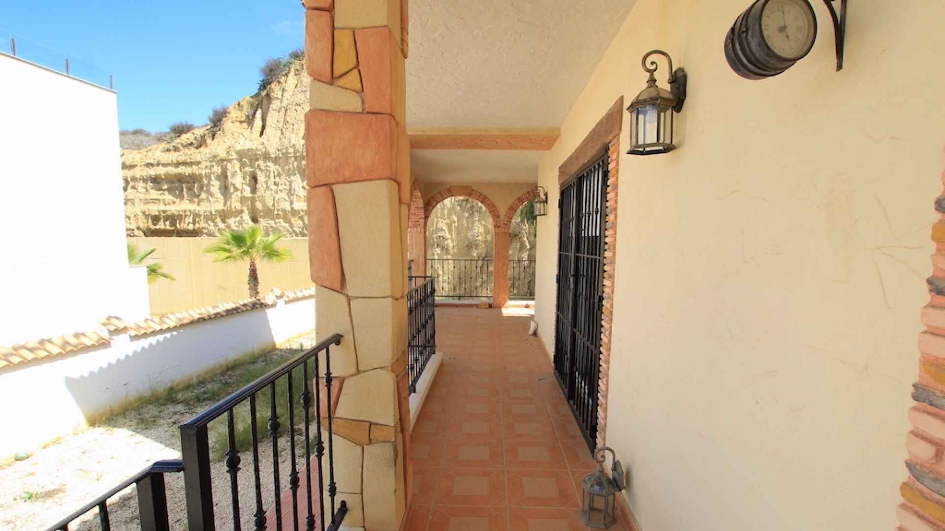 48100_charming_3_bedroom_detached_villa_with_golf_course_views_310523142109_img_3985