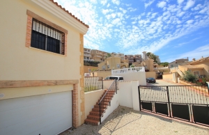 48100_charming_3_bedroom_detached_villa_with_golf_course_views_310523142112_img_3962