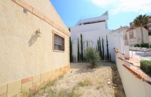 48100_charming_3_bedroom_detached_villa_with_golf_course_views_310523142112_img_3965