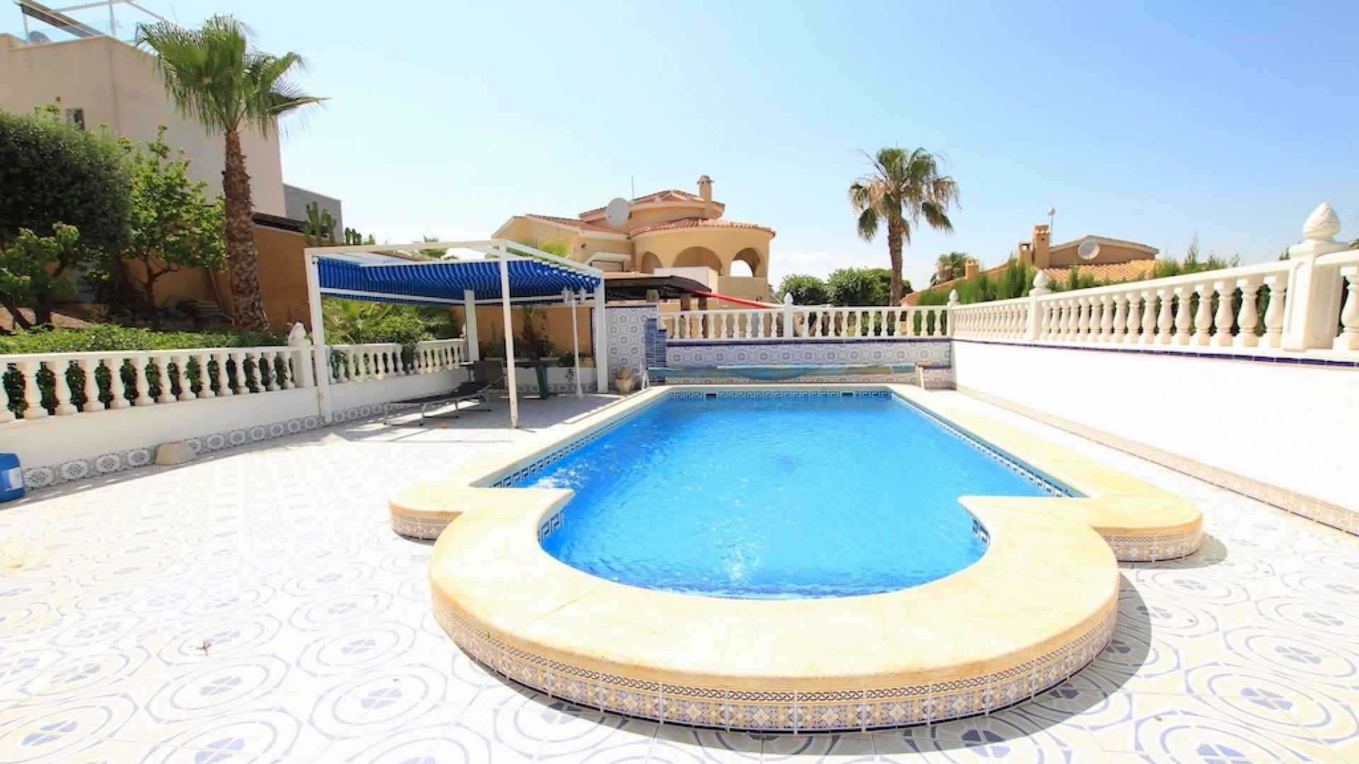 48133_spacious_210sqm_detached_villa_with_internal_garage___private_pool_260623093700_img_5895