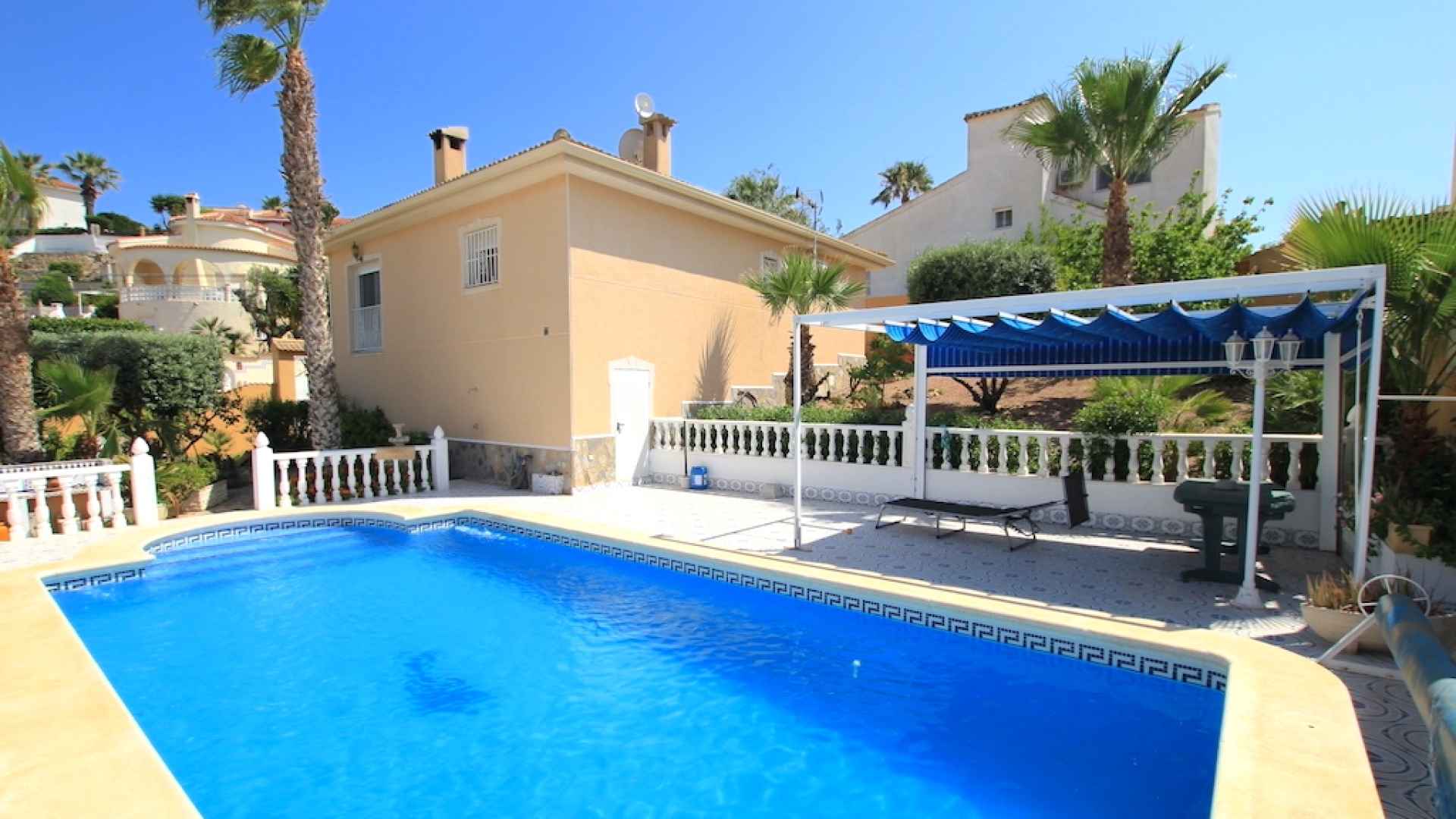 48133_spacious_210sqm_detached_villa_with_internal_garage___private_pool_260623093702_img_5901