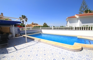 48133_spacious_210sqm_detached_villa_with_internal_garage___private_pool_260623093703_img_5906