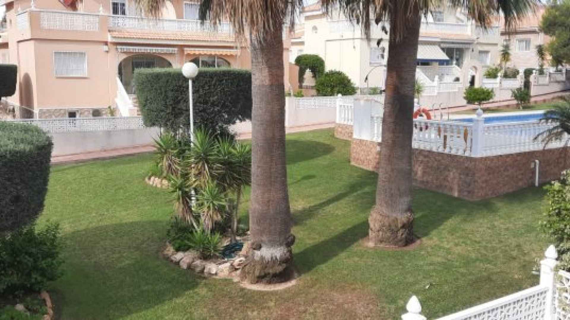 medium_14629_lovely_townhouse_on_gated_community_with_sea_views_from_two_private_balconies._021123120212_sr1337_hardie_(68)