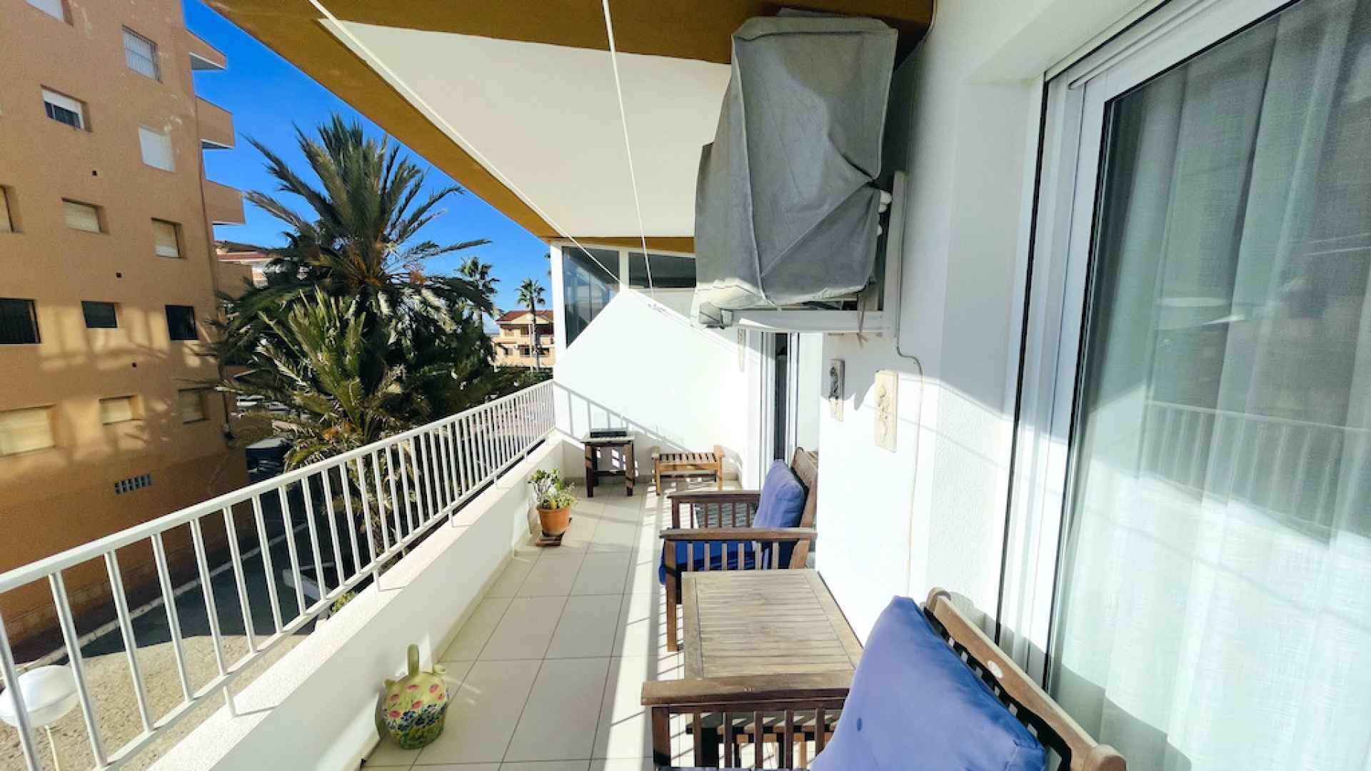 48297_fabulously_renovated_coastal_apartment_walking_distance_to_the_beach_241123113012_img_8458