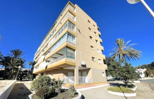48297_fabulously_renovated_coastal_apartment_walking_distance_to_the_beach_241123113011_img_8464