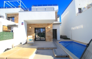 48308_stunning_3_bedroom_villa_in_a_highly_sough_after_location_201223102908_img_5045