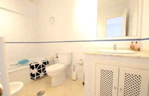 48344_superior_3_bed_2_bath_townhouse_with_pool_views_(pau_8)_080224142627_img_6523