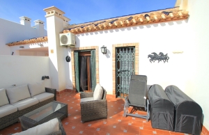 48344_superior_3_bed_2_bath_townhouse_with_pool_views_(pau_8)_080224142627_img_6560