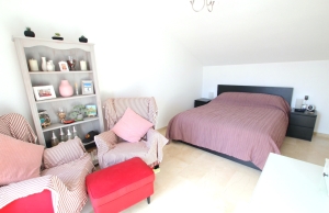 48344_superior_3_bed_2_bath_townhouse_with_pool_views_(pau_8)_080224142628_img_6548