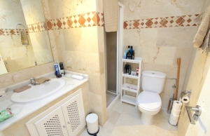 48344_superior_3_bed_2_bath_townhouse_with_pool_views_(pau_8)_080224142631_img_6536