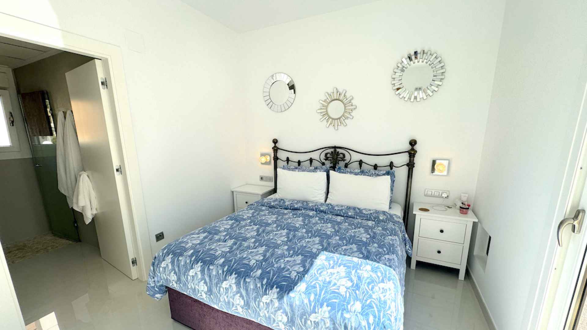 48362_luxury_3_bedroom_south_facing_villa_with_many_extras_270224141217_img_0117