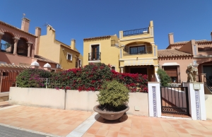 Ref:200-3207-Two Bedroom, Corner Apartment On La Finca Golf Resort, Algorfa.-Alicante-Spain-Apartment-Resale