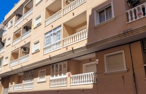 200-3234, Two Bedroom First Floor Apartment In Guardamar Del Segura.