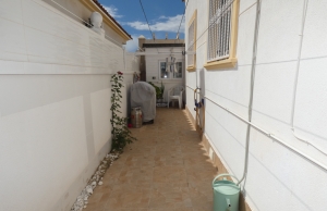 151409-villa-for-sale-in-algorfa-28318864-large