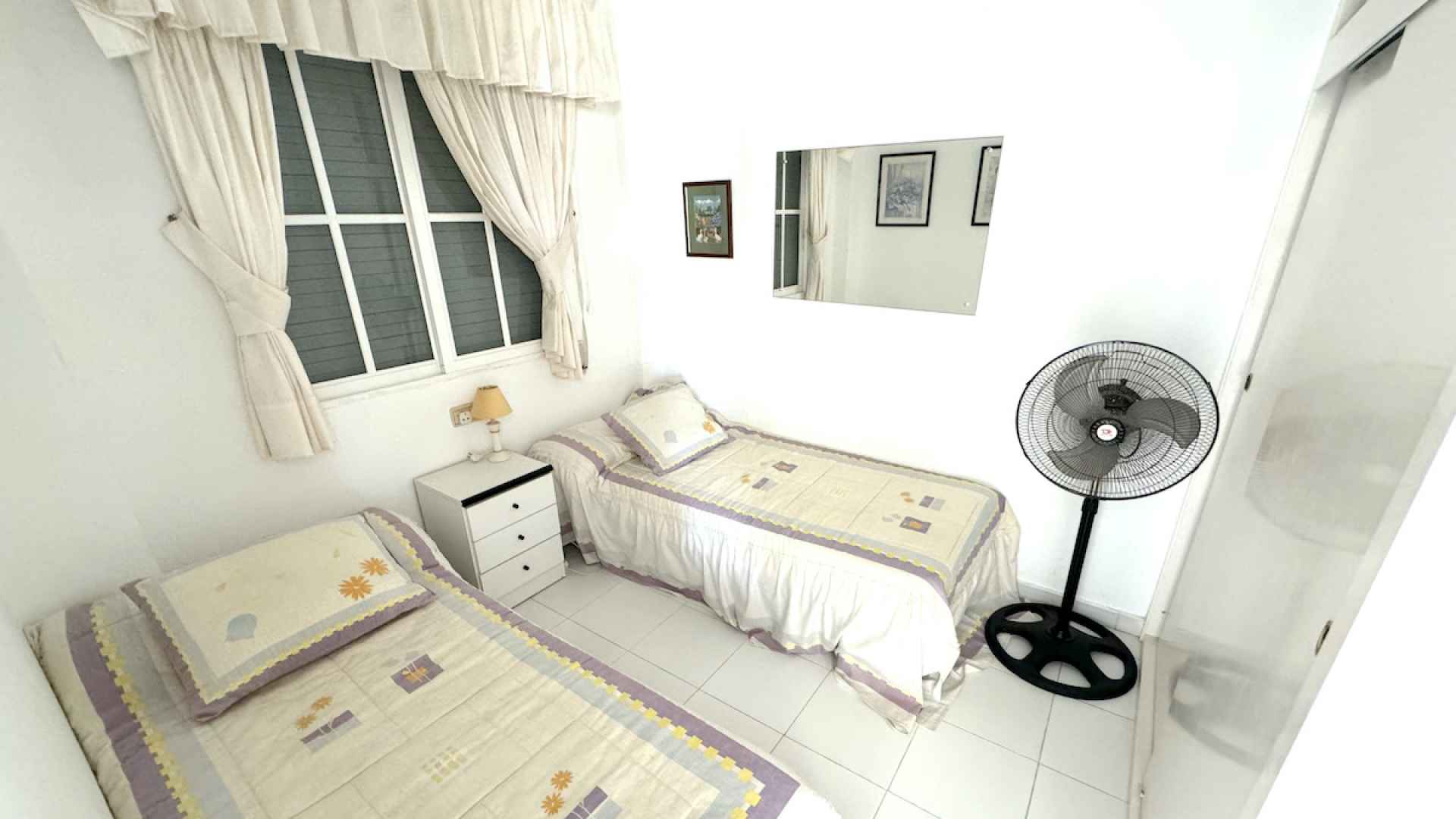 48417_fabulous_2_bed_apartment_with_solarium___sea_views_120424130127_img_1699