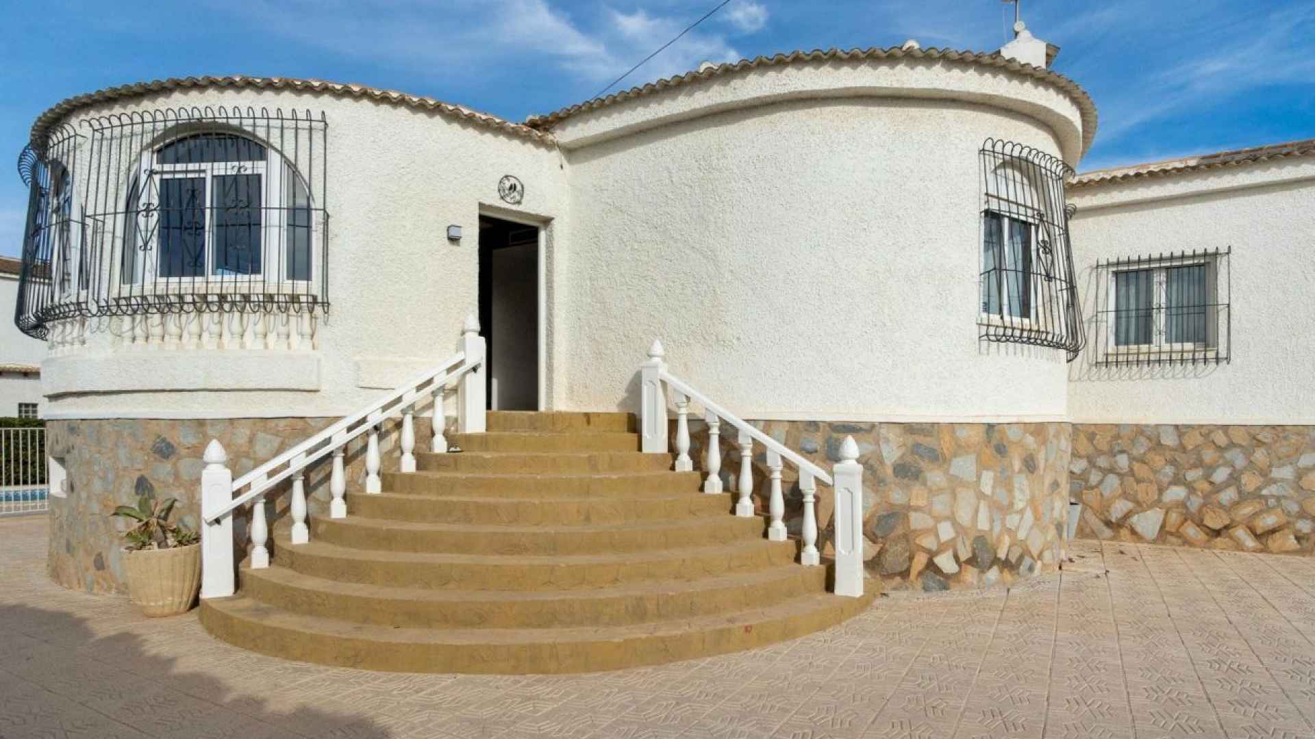 resale-chalet-torrevieja-san-luis_92529_xl