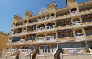 200-3344, Two Bedroom, First Floor Apartment In Algorfa.