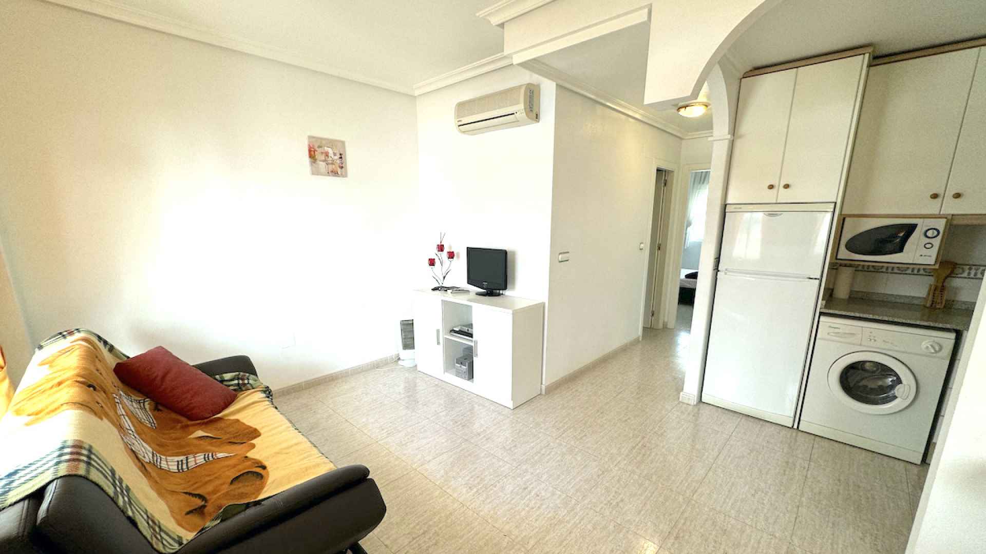 48447_spacious_2_bedroom_ground_floor_apartment_with_pool_views_090524155112_img_2595