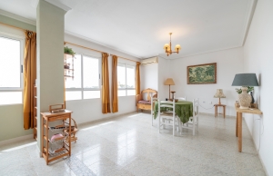 200-3458, Three Bedroom, 2nd Floor Apartment In Los Montesinos.