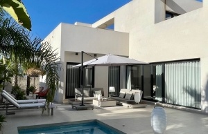 200-3399, Three Bedroom Detcahed Villa In Benijofar.