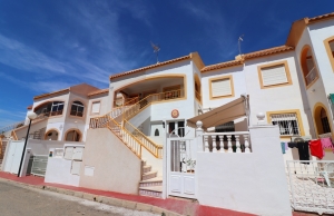 200-3403, Two Bedroom, Top Floor Apartment In Altos Del Limonar, Torrevieja.